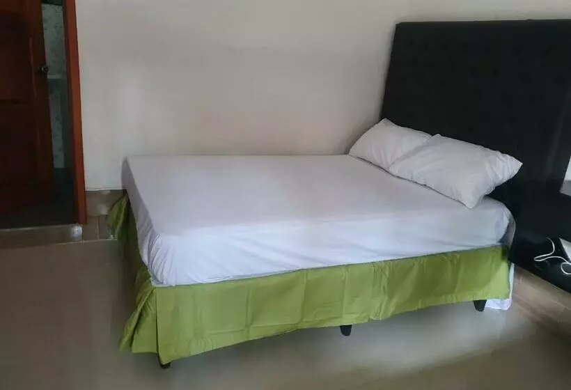 هتل Plaza Dorada