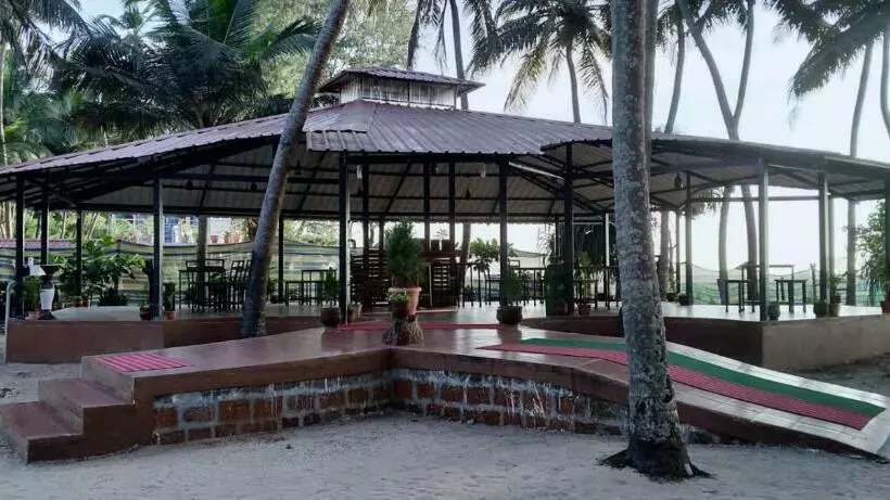 Atlantis Beach Resorts