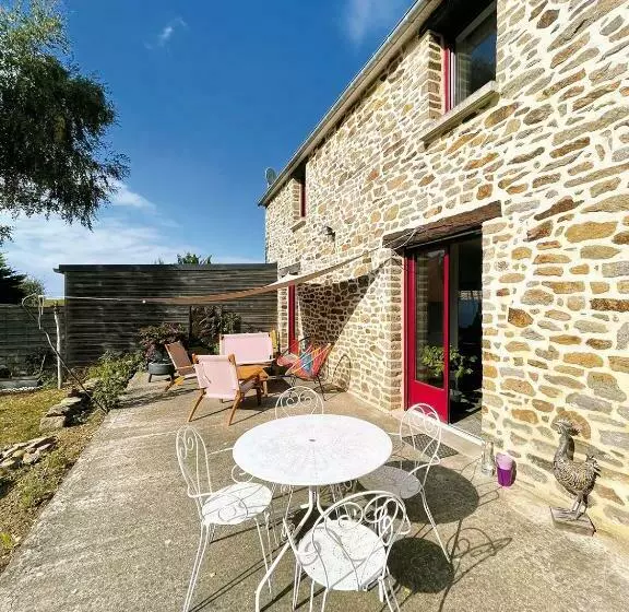 Aamiaismajoitus (B&B) Chambres D Hôtes Saint Hélen