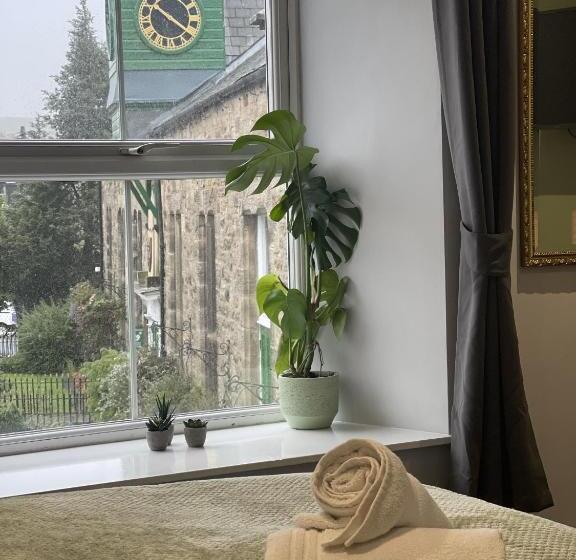 בית מלון כפרי Black Bull