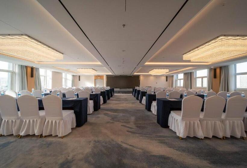 Hotel Holiday Inn Express Zhengzhou Guancheng By Ihg