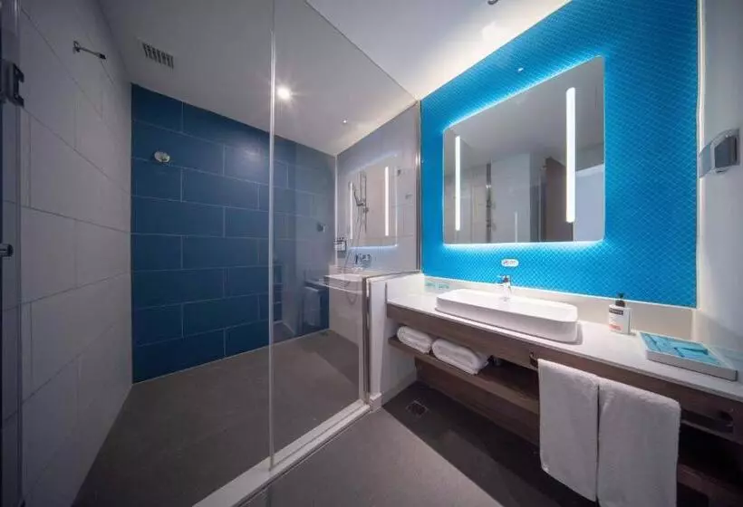 Hotelli Holiday Inn Express Zhengzhou Guancheng By Ihg