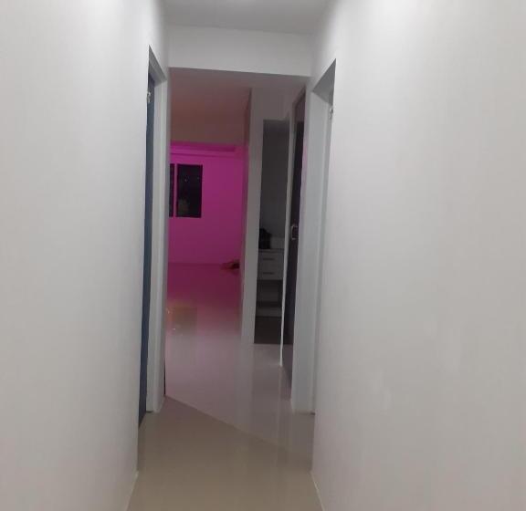 فندق Single Room With Shared Kitchen And Living Room