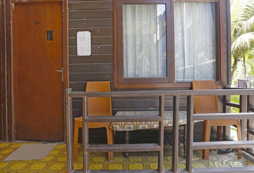 فندق Spot On 91793 Maila Homestay