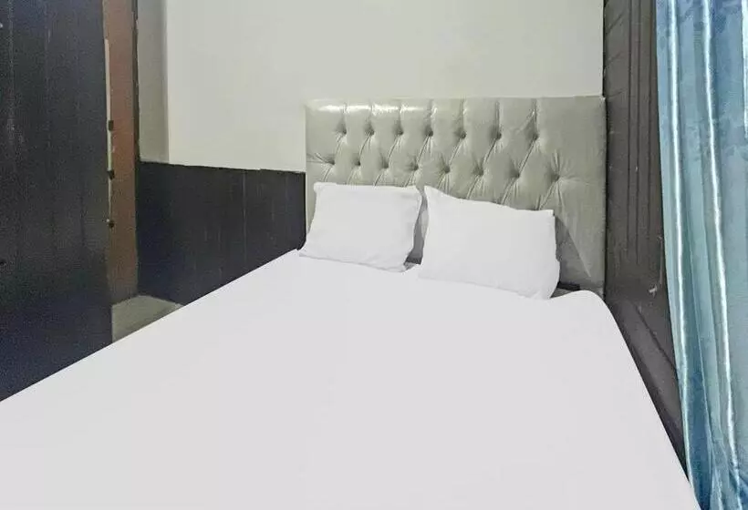 Hotelli Spot On 91793 Maila Homestay