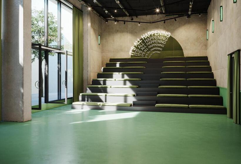 هتل The Social Hub Barcelona Poblenou