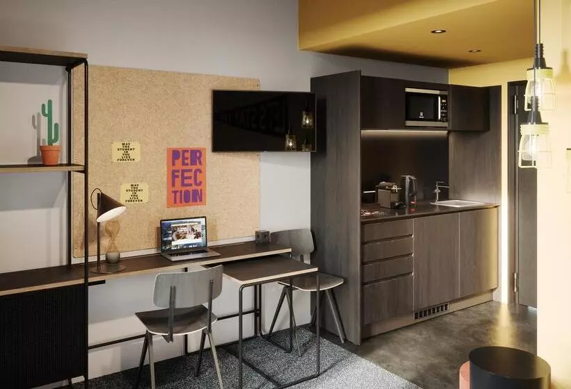 هتل The Social Hub Barcelona Poblenou