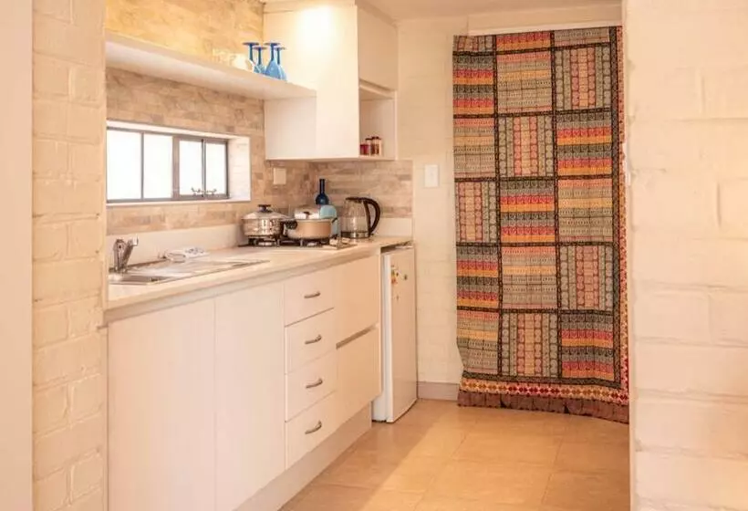 پانسیون Nature On The Hill