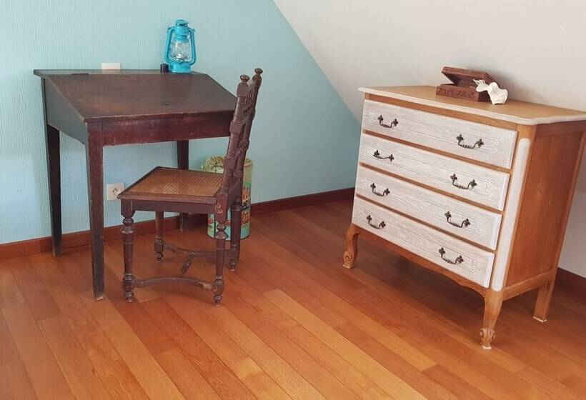 بنسيون Aux Chambres Du Chadoux De Chateaubourg