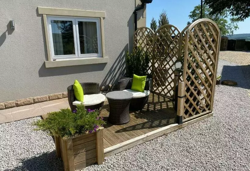 Majatalo The View, Luxury Studio