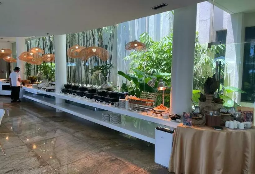 Reluxe マリン Condo