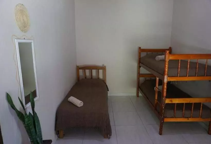 ユースホステル Casa Das Irmãs   Só Mulheres   Women Only