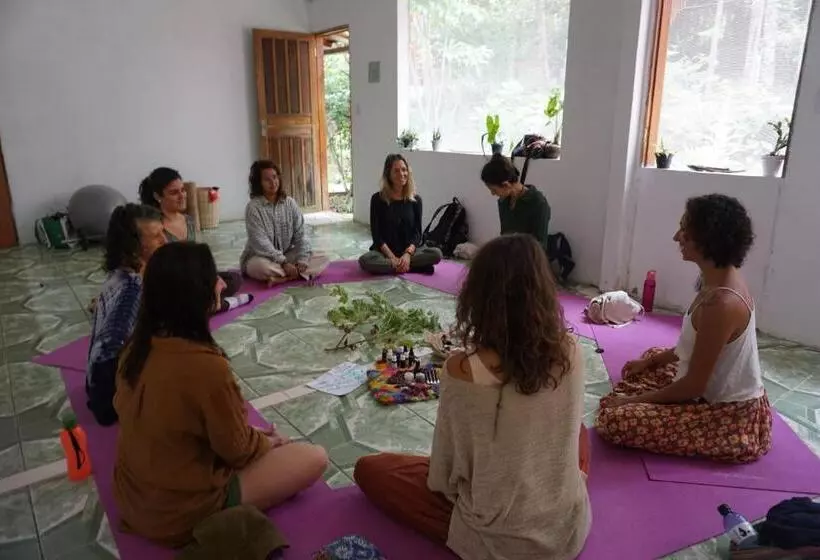 ユースホステル Casa Das Irmãs   Só Mulheres   Women Only