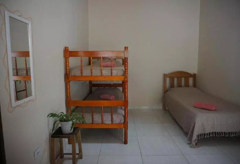 ユースホステル Casa Das Irmãs   Só Mulheres   Women Only