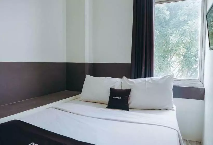 Hotelli Ds Colive Layur Kota Lama