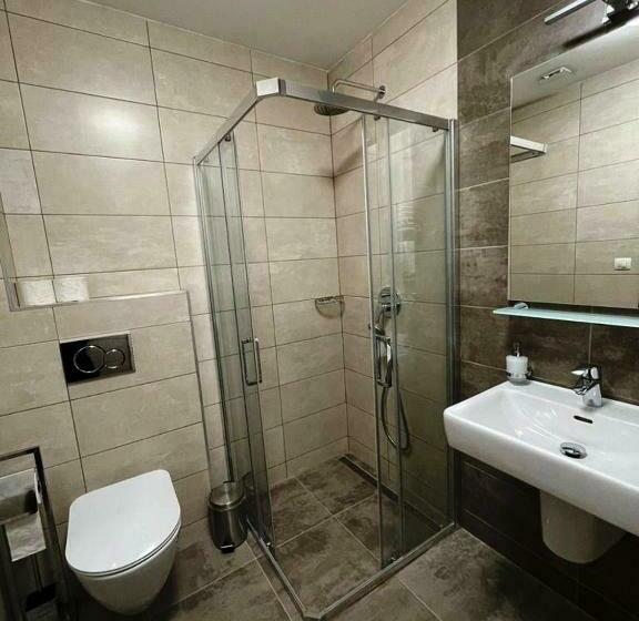 פנסיון Room Mesi