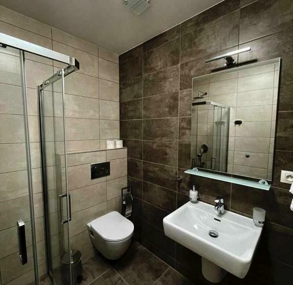 פנסיון Room Mesi