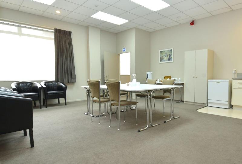 Brougham Heights Motel