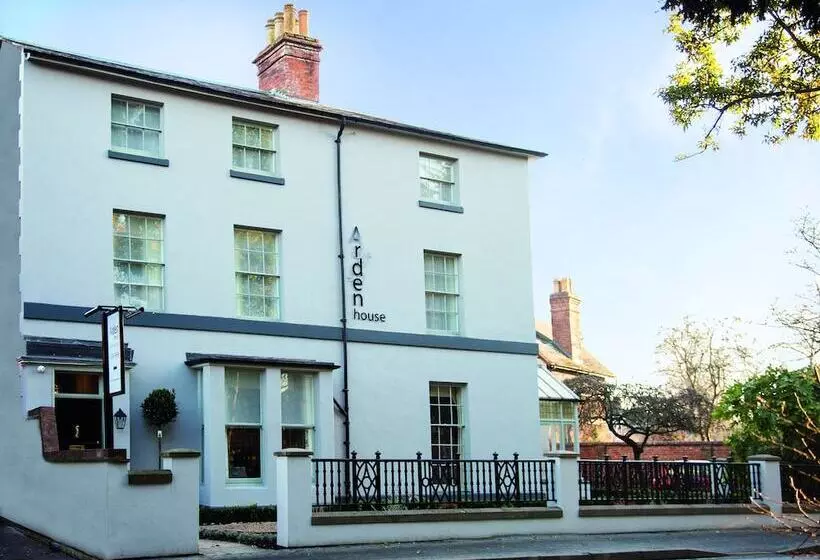 هتل Arden House