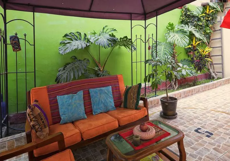 בית מלון כפרי Razz B&b Miraflores