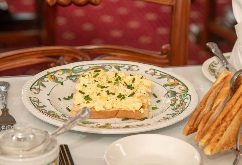 בית מלון כפרי Beaumont Guest House   Free Off Site Health Club   Adults Only