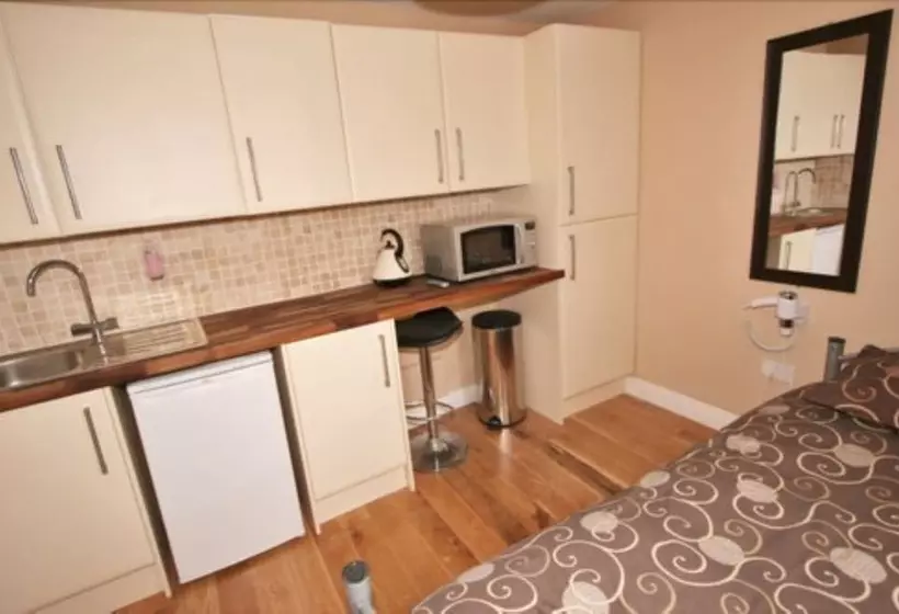 酒店 Central Studios Gloucester Road By Roomsbooked Free Parking