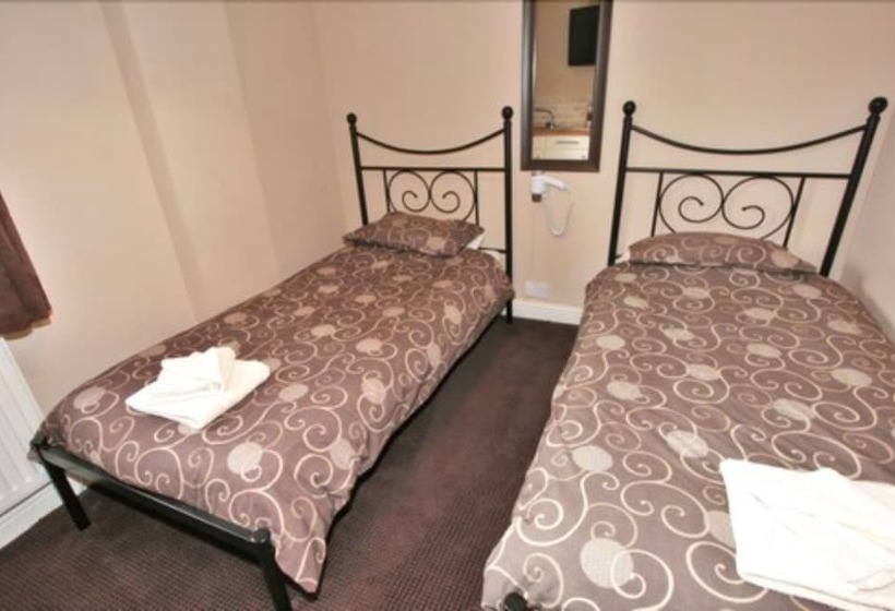 فندق Central Studios Gloucester Road By Roomsbooked   Free Parking