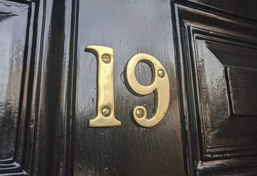 Отель The Sycamore Guest House