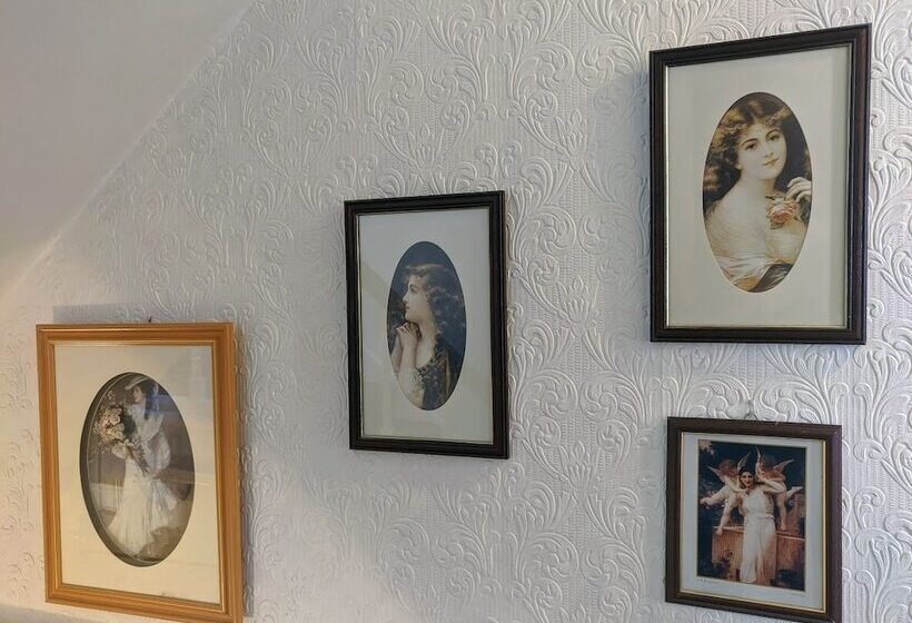 هتل The Sycamore Guest House