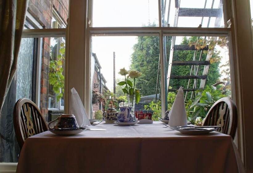 هتل The Sycamore Guest House