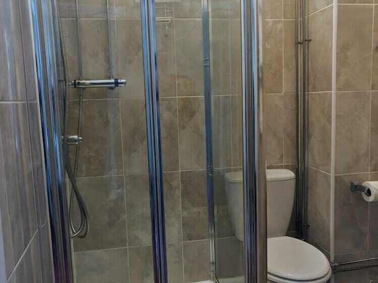 هتل The Sycamore Guest House