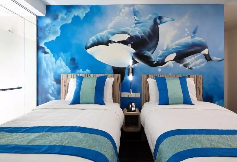 هتل Clover The Arts