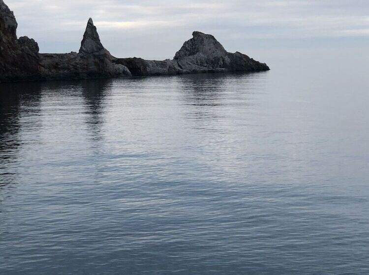 בית מלון כפרי Crown Lodge