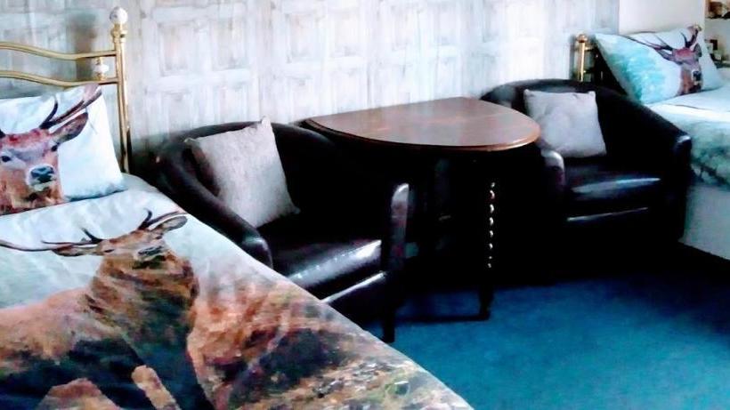 فندق East Midlands Guesthouse