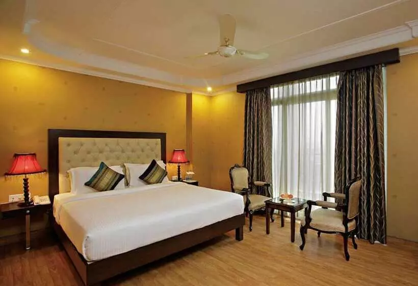 酒店 Golden Tulip Haridwar