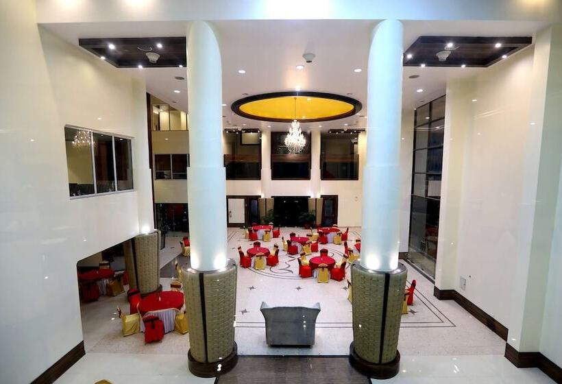 هتل Golden Tulip Haridwar