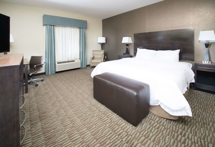 Отель Hampton Inn Hernando