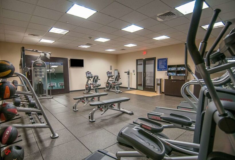 Отель Hampton Inn Hernando