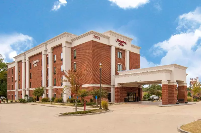 Отель Hampton Inn Hernando