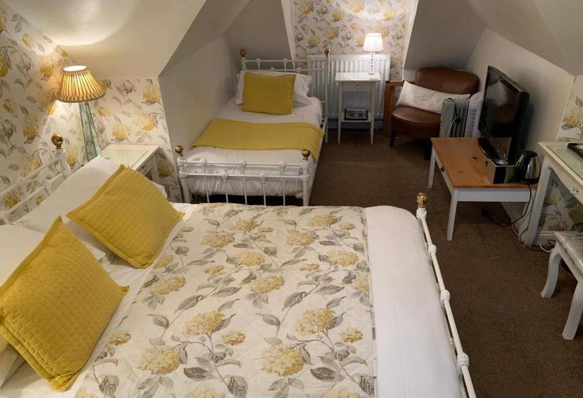 فندق Lakeside Guest House