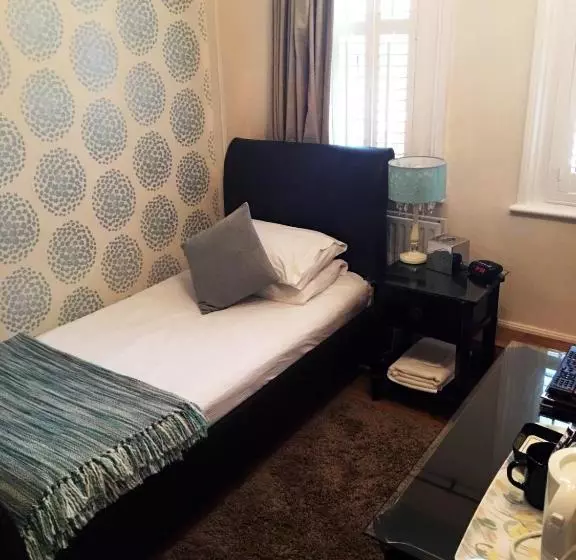 호텔 Lakeside Guest House