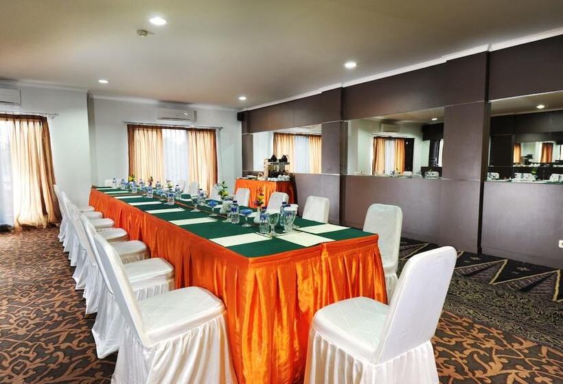 בית מלון כפרי Palace