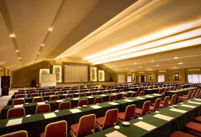 בית מלון כפרי Palace