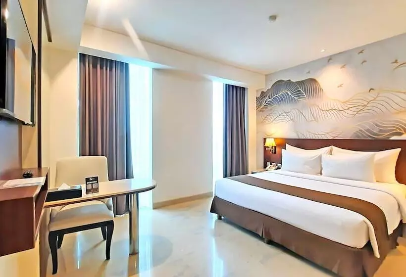 בית מלון כפרי Plaza Inn Kendari