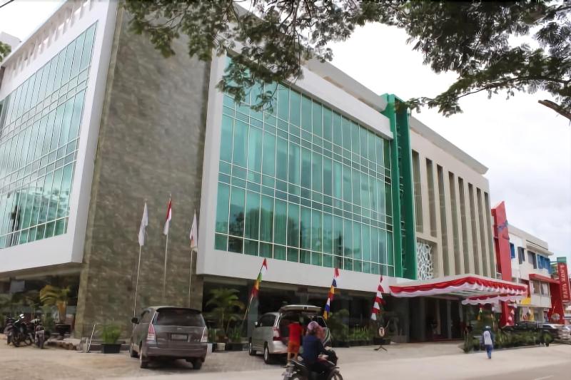 Отель Plaza Inn Kendari