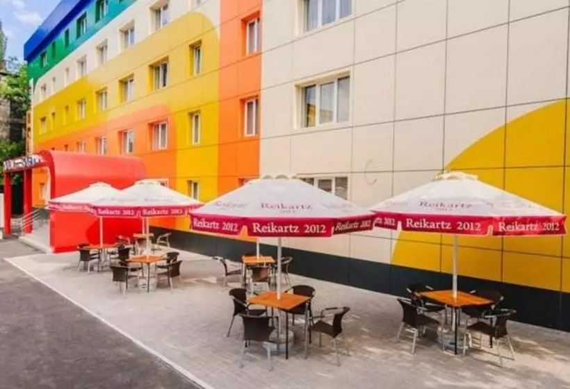 فندق Reikartz Mariupol