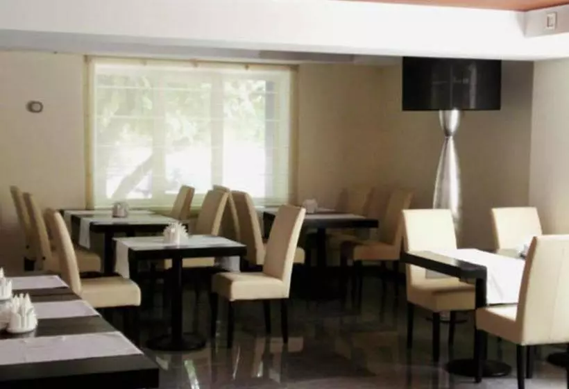 فندق Reikartz Mariupol