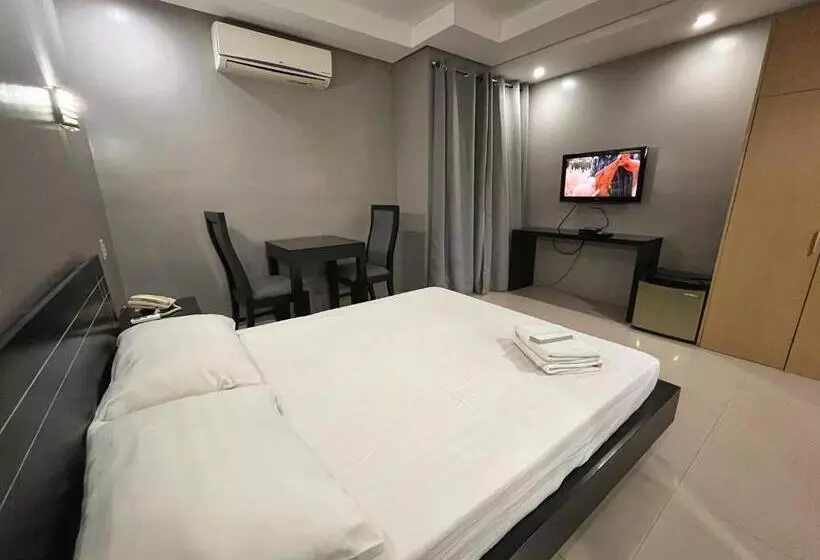 Отель Rumi Apartelle