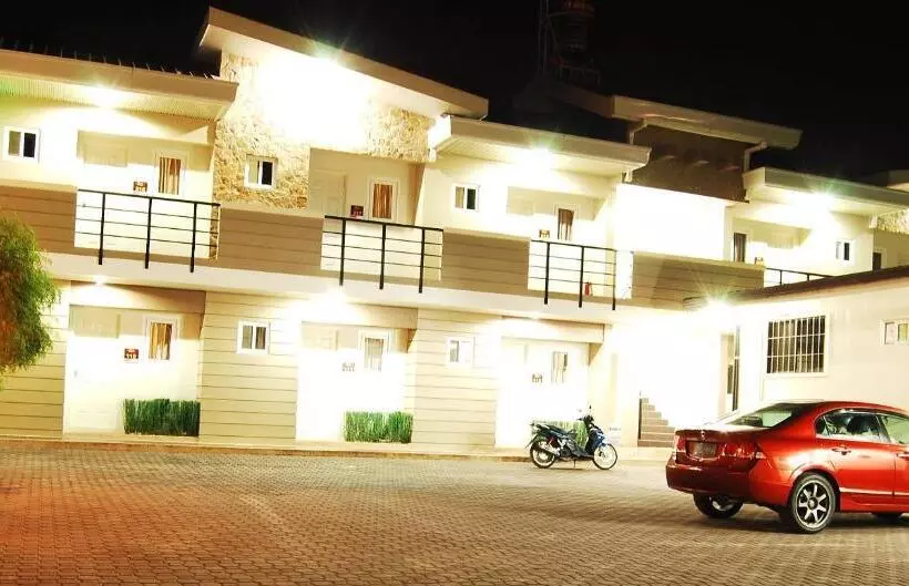 Отель Rumi Apartelle