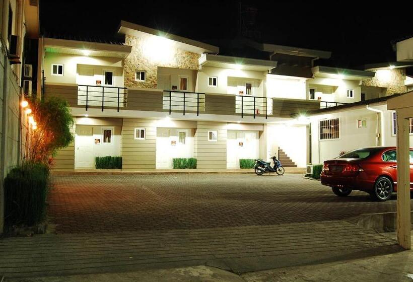 فندق Rumi Apartelle